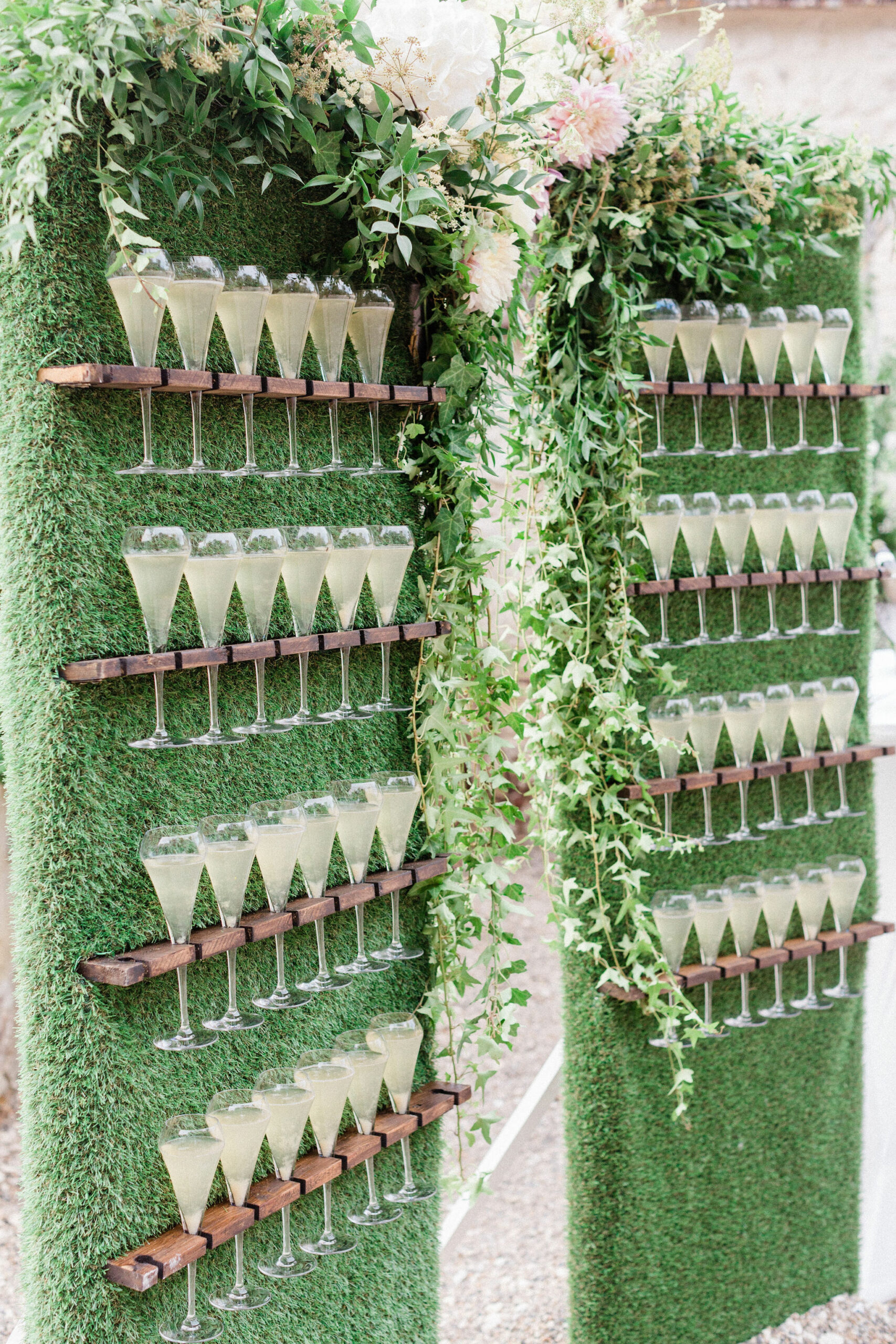 mur végétal de champagne décoration cocktail par Les Perles de Charlotte