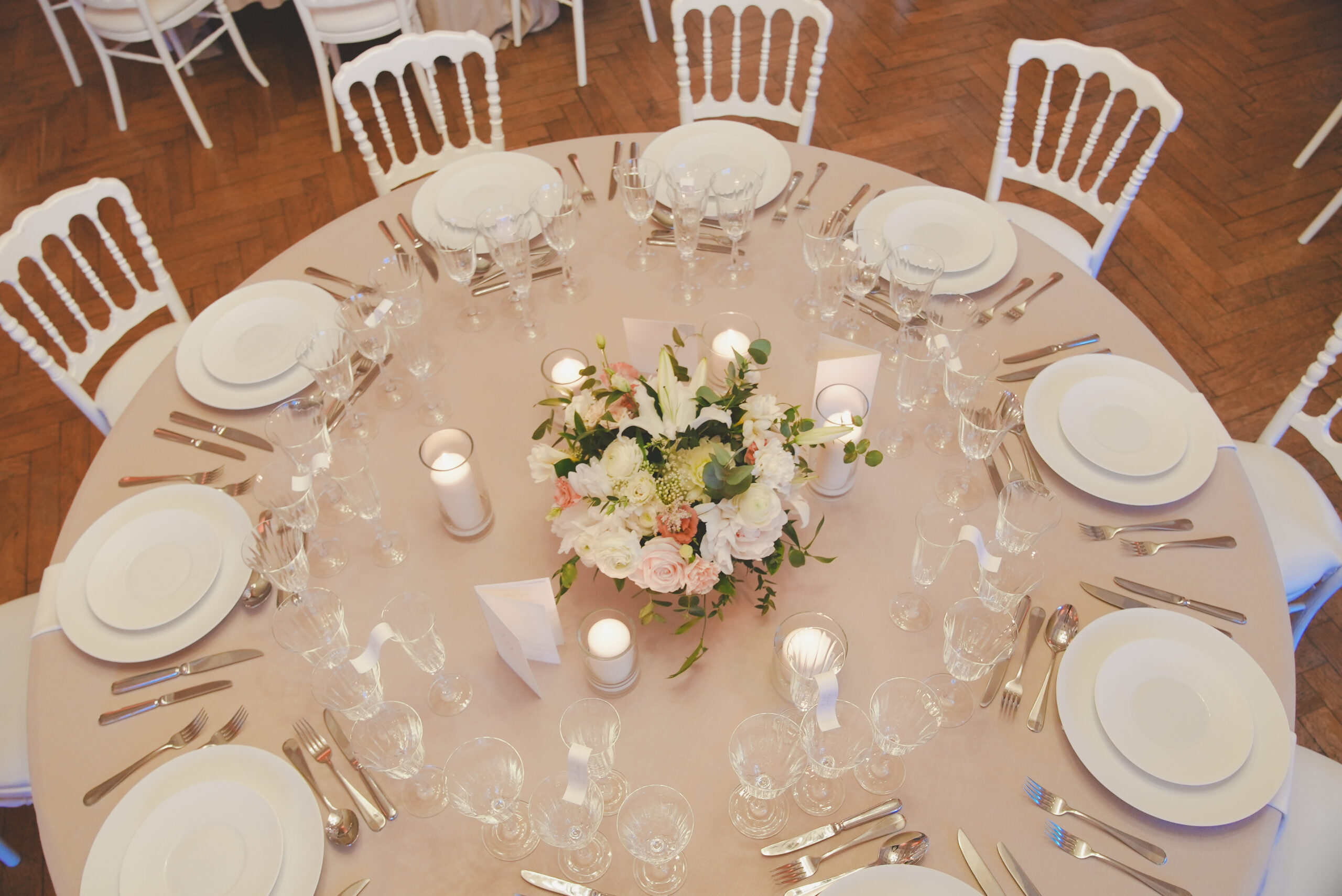 table de mariage décoré Hôtel Chantaco dans les Landes par Les Perles de Charlotte
